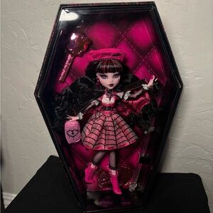 Haunt Couture Dracula (NIB)